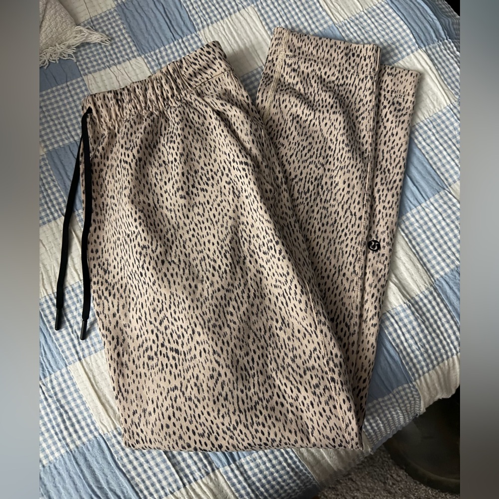 lululemon athletica Tan and Black Patterned Pants